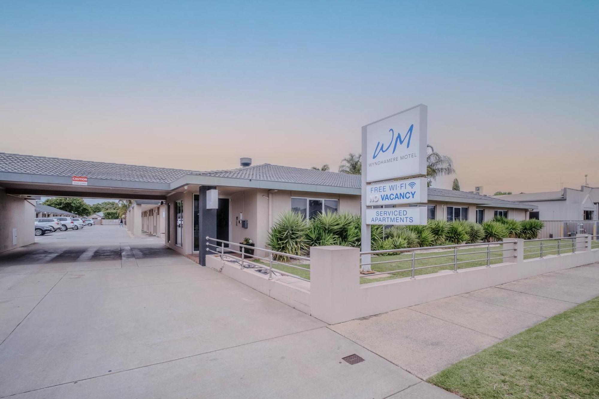 The Wyndhamere Motel Σέπαρτον Εξωτερικό φωτογραφία
