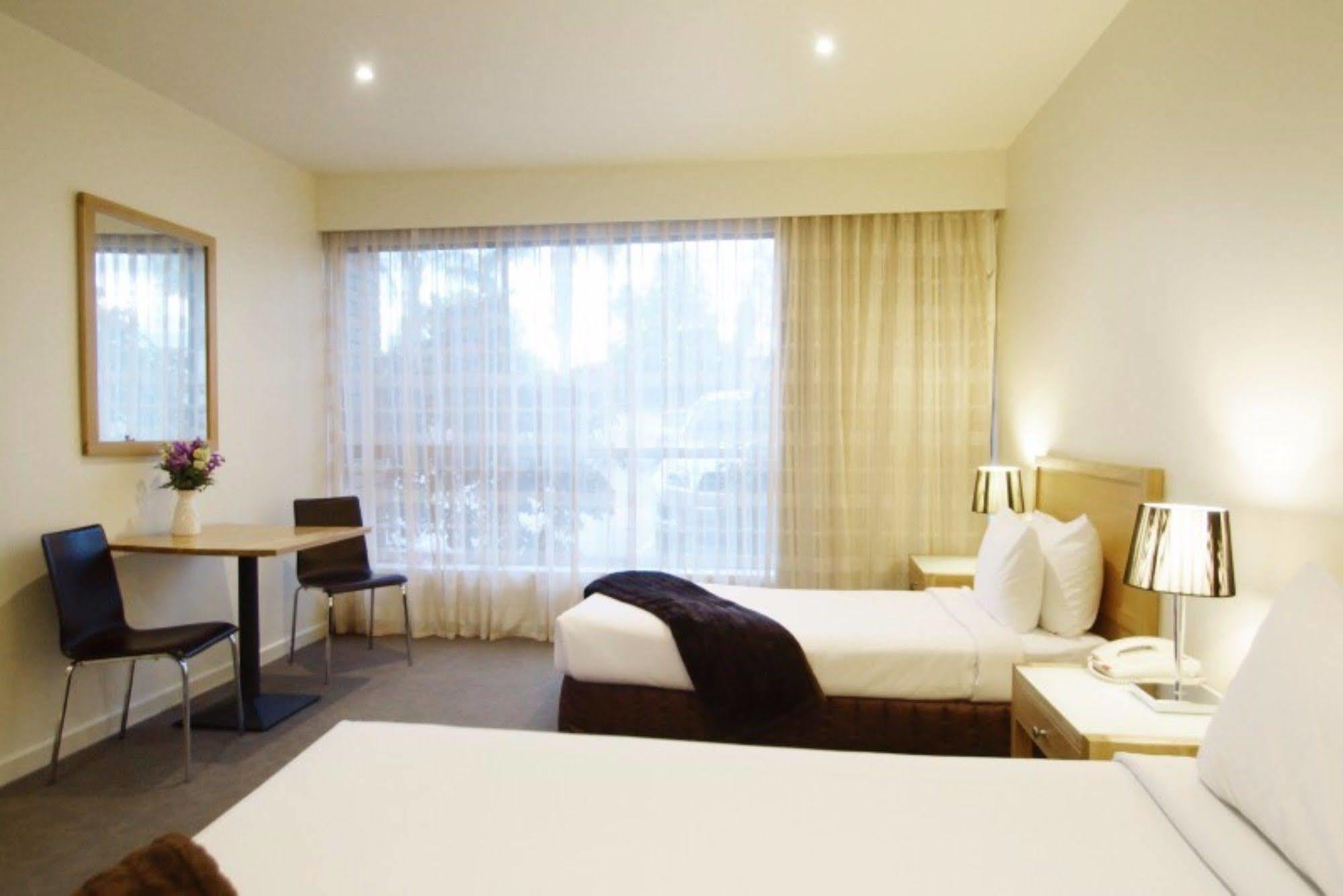 The Wyndhamere Motel Σέπαρτον Εξωτερικό φωτογραφία